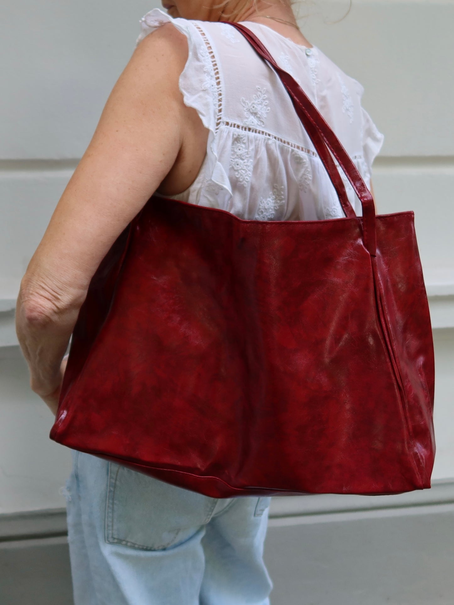 Tasche aus Lederimitat